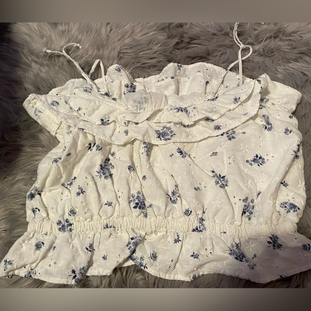 AE Blue Floral Crop Top